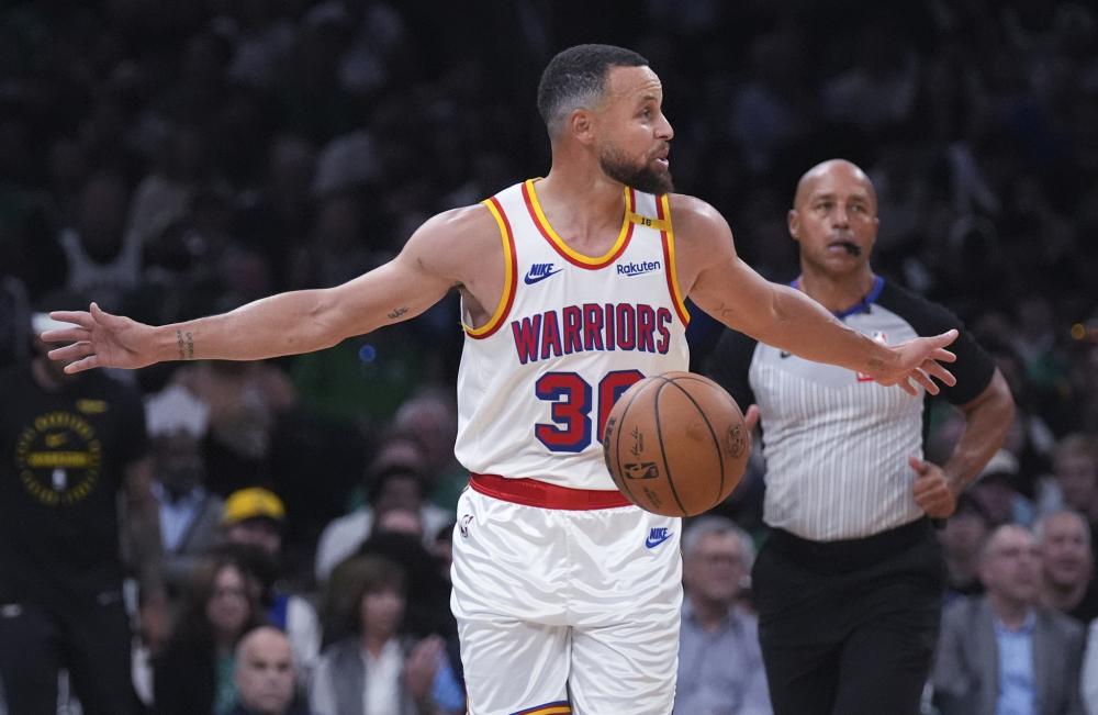 在其国内政 在其国内政