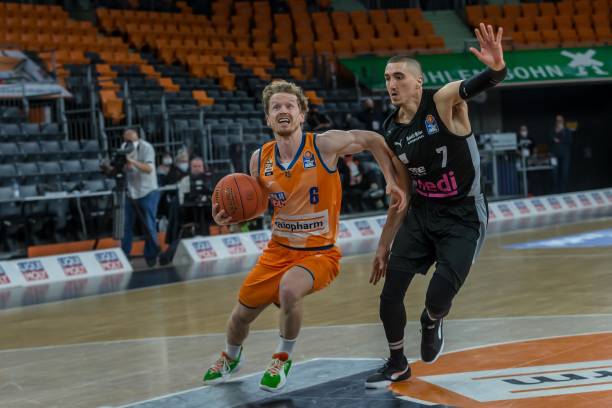 阿尔特塔在 阿尔特塔在